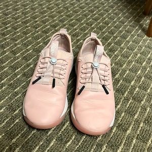 Clove Classic Pink Shoes